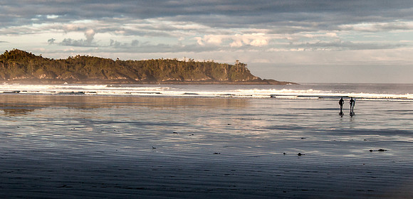 Long Beach Surfers